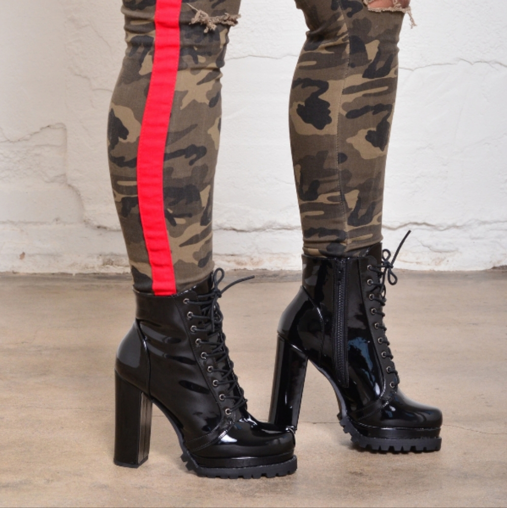 Montclair Platform Boots